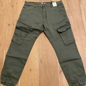 Pull & Bear Cargo Pants, size US 36